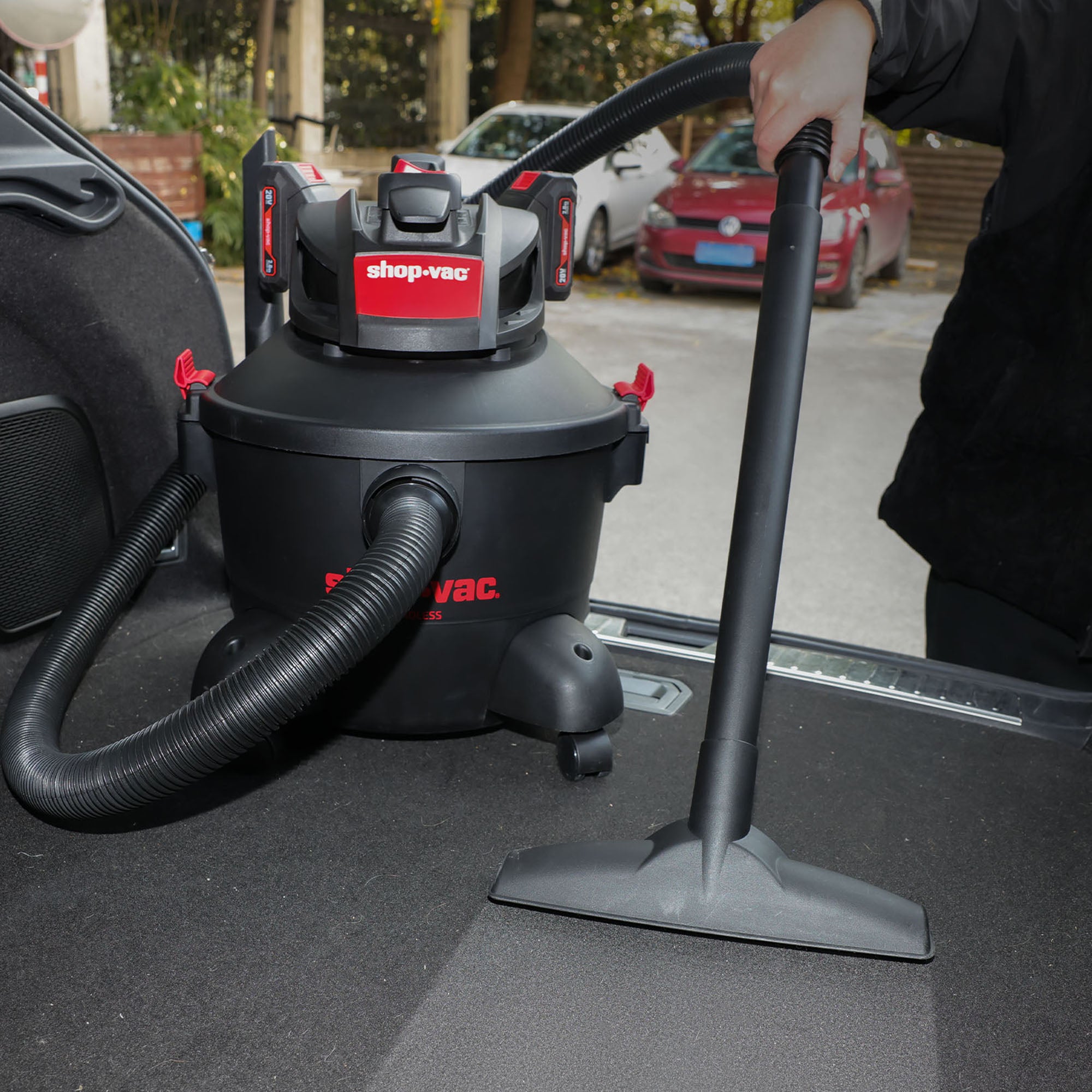 Shop-Vac® 6 Gallon Cordless Wet/Dry Vac - Image 4