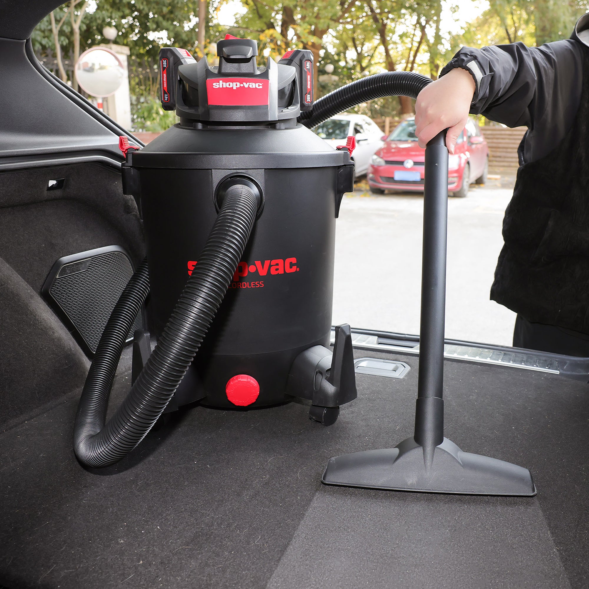 Shop-Vac® Rechargeable 20V Cordless 10 Gallon Lithium-Ion Wet/Dry Vac - Image 4